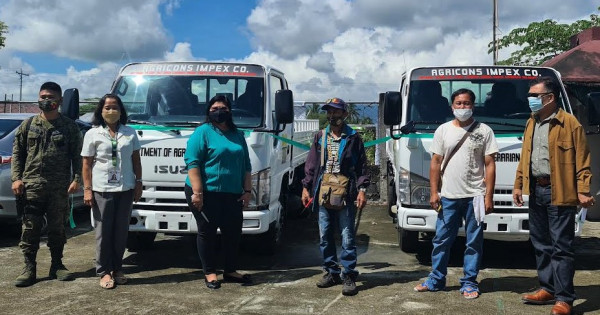 Sultan Kudarat Farmers Cooperatives Receive Delivery Trucks From Dar