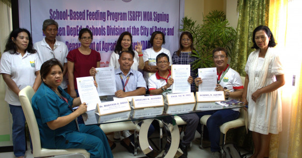 Signing of the MOA between DAR Ilocos Norte and DepEd Batac City and ...