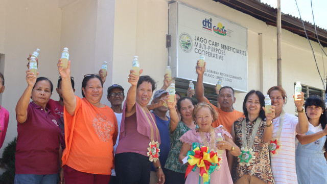 DAR Iloilo Launches Calamansi Processing Center for ARB Organization