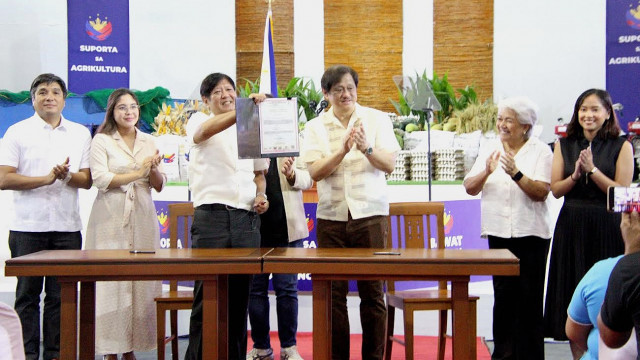 DAR Conducts Historic Distribution of Certificates of Condonation in Pangasinan