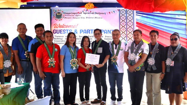 Oriental Mindoro coop receives meat processing facility