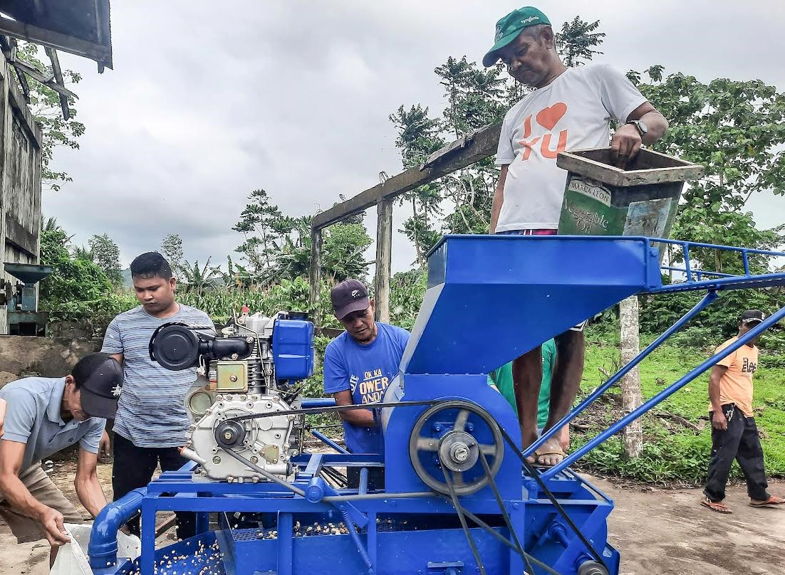 CamSur Farmers Affected By Natural Disasters Get Farm Machinery From ...